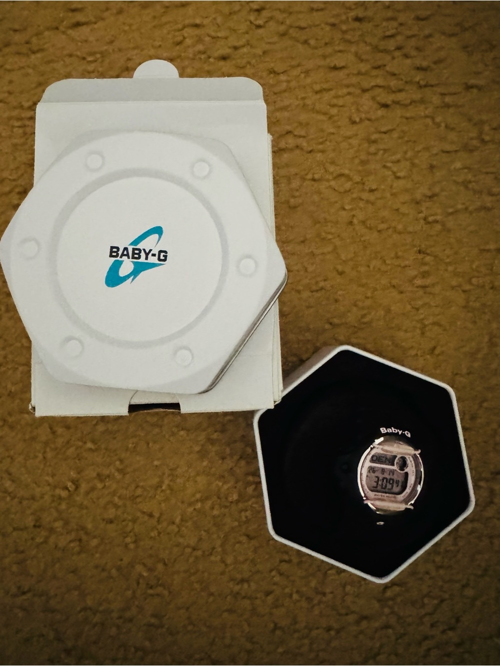 G-Shock Baby-G White Digital Watch light pink/black